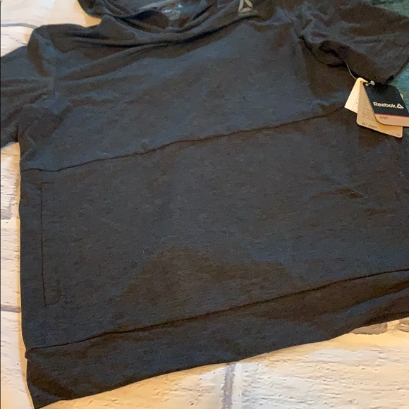 Bundle of 2 boys Reebok s/s hoodies (1 Sm / 1 Med) - Picture 2 of 5